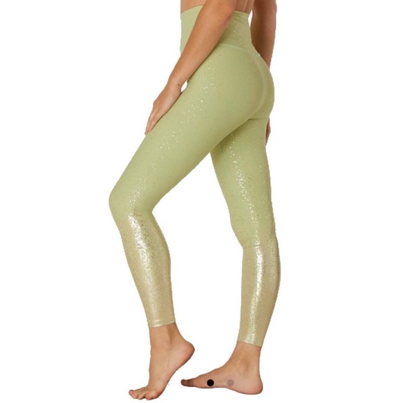 Beyond Yoga High Waisted Alloy Ombre Midi Leggings - Picture 2 of 13